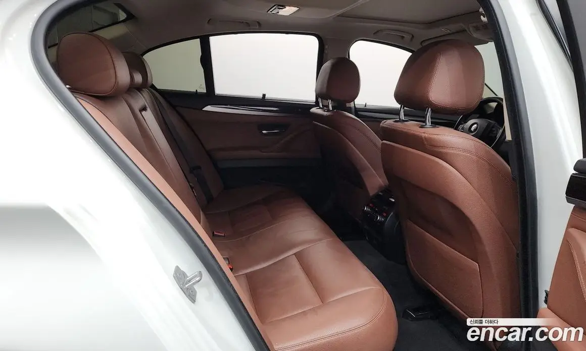 BMW 5 серия 2015 2.0 автомат (гидро), фото 12 BMW 5 серия 2015 2.0 автомат (гидро), фото 12