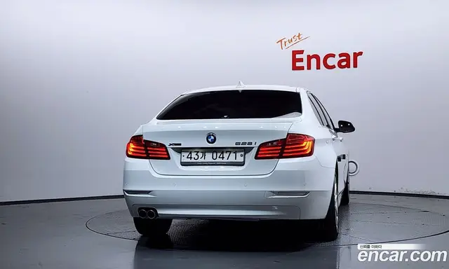 BMW 5 серия 2015 2.0 автомат (гидро), миниатюра 4 BMW 5 серия 2015 2.0 автомат (гидро), миниатюра 4