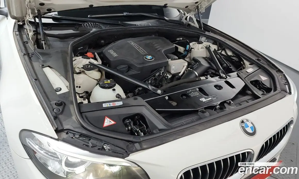 BMW 5 серия 2015 2.0 автомат (гидро), фото 6 BMW 5 серия 2015 2.0 автомат (гидро), фото 6