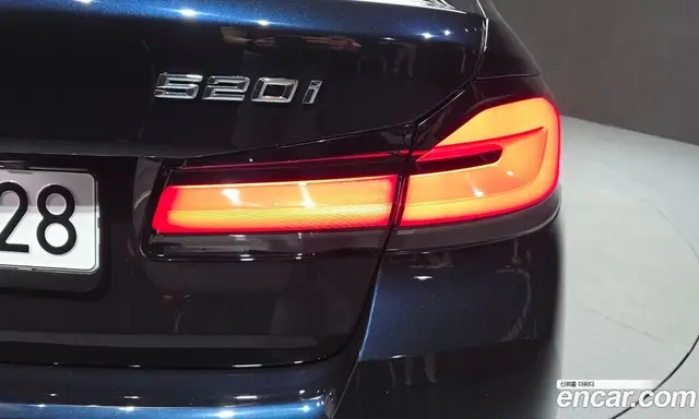 BMW 5 серия 2022 2.0 автомат (гидро), миниатюра 9 BMW 5 серия 2022 2.0 автомат (гидро), миниатюра 9