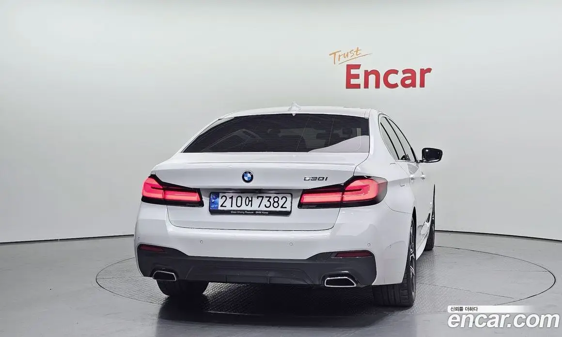 BMW 5 серия 2023 2.0 автомат (гидро), фото 4