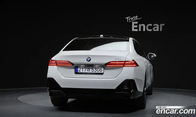 BMW 5 серия 2025 2.0 автомат (гидро), миниатюра 4
