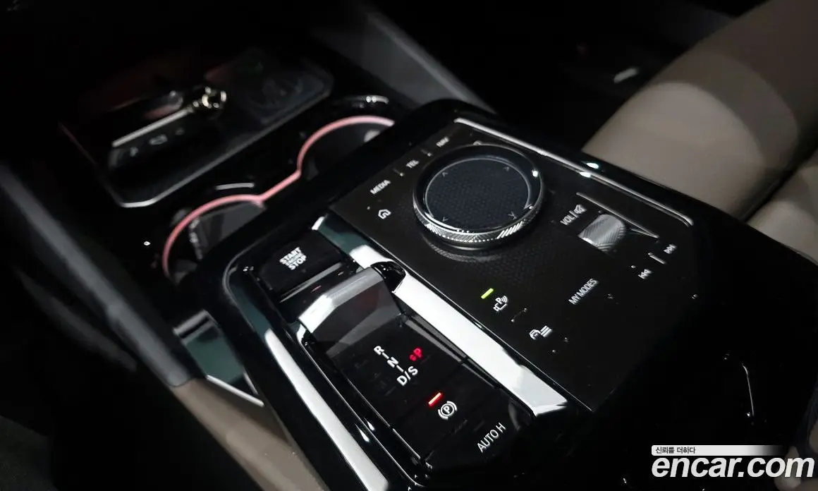 BMW 5 серия 2025 2.0 автомат (гидро), фото 9