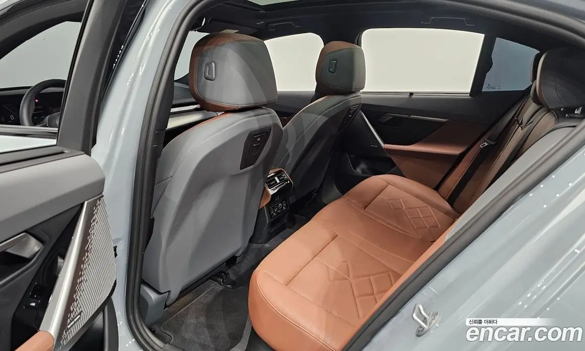 BMW 5 серия 2025 2.0 автомат (гидро), фото 18 BMW 5 серия 2025 2.0 автомат (гидро), фото 18