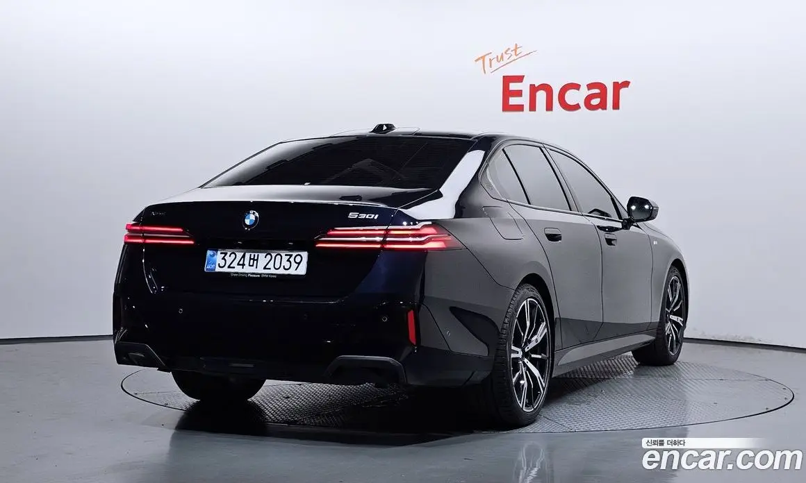 BMW 5 серия 2025 2.0 автомат (гидро), фото 2 BMW 5 серия 2025 2.0 автомат (гидро), фото 2