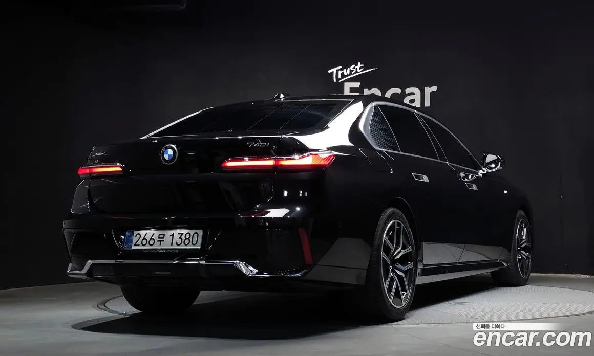 BMW 7 серия 2025 3.0 автомат (гидро), фото 2 BMW 7 серия 2025 3.0 автомат (гидро), фото 2