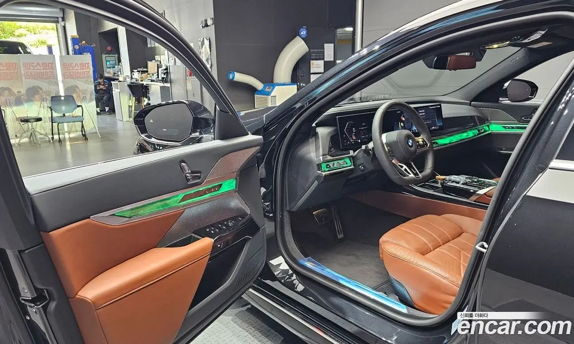 BMW 7 серия 2025 3.0 автомат (гидро), фото 13 BMW 7 серия 2025 3.0 автомат (гидро), фото 13