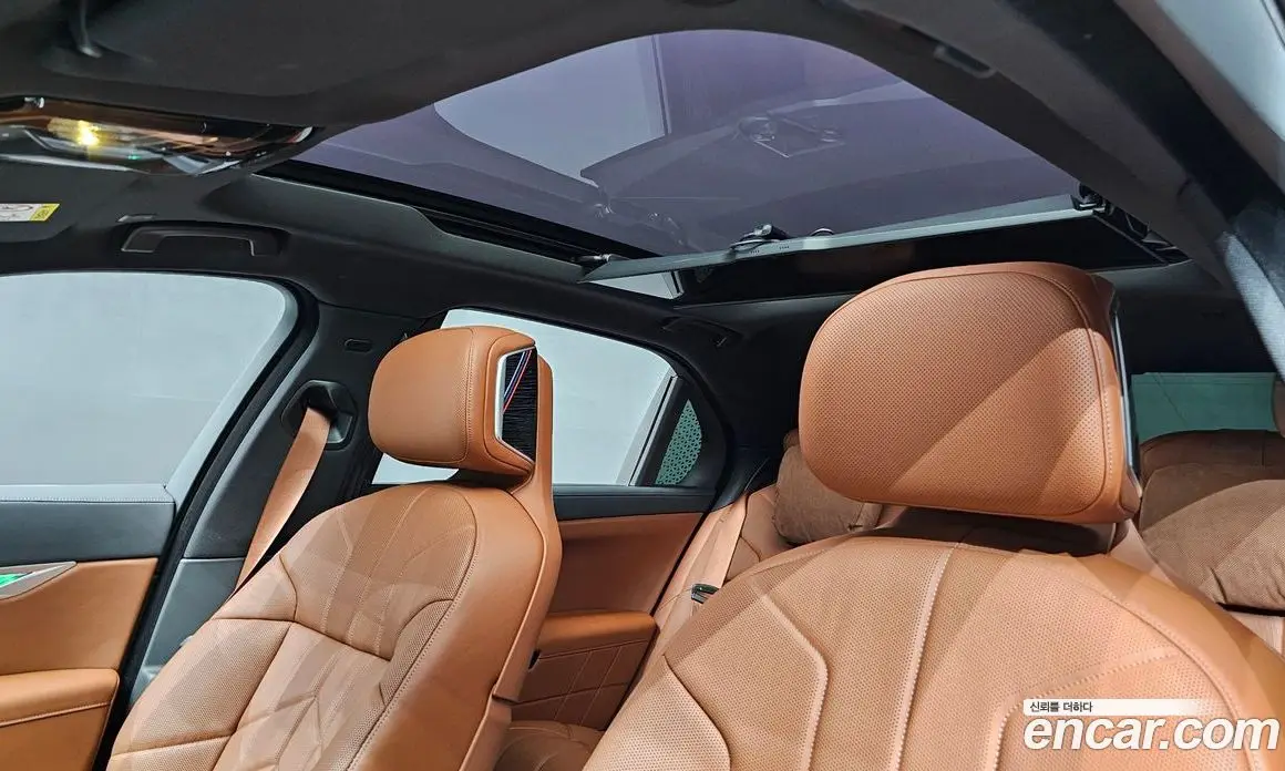 BMW 7 серия 2025 3.0 автомат (гидро), фото 32 BMW 7 серия 2025 3.0 автомат (гидро), фото 32