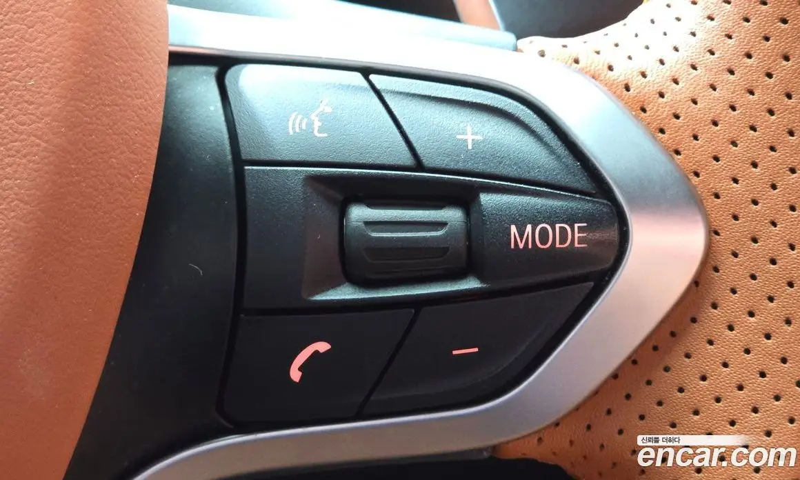 BMW i8 2019 1.5 автомат (гидро), фото 21 BMW i8 2019 1.5 автомат (гидро), фото 21