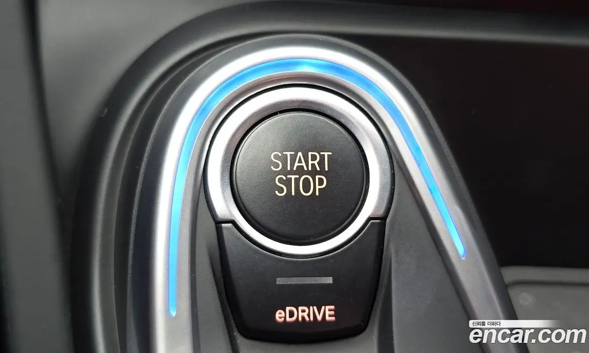 BMW i8 2019 1.5 автомат (гидро), фото 27 BMW i8 2019 1.5 автомат (гидро), фото 27