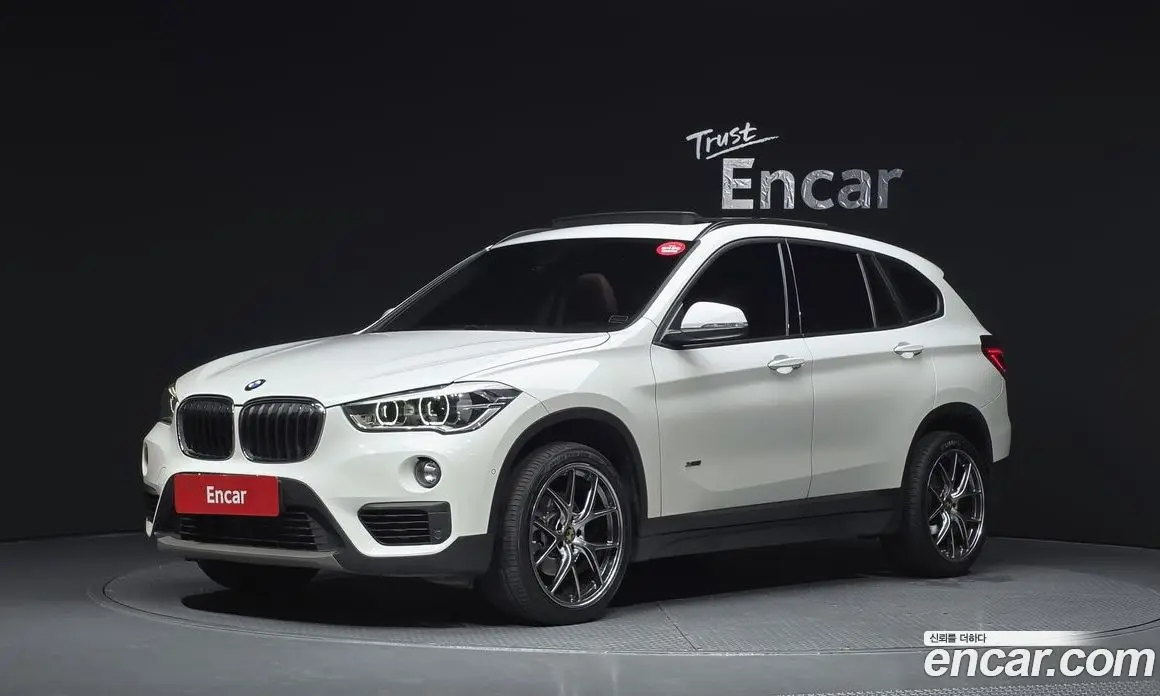 BMW X1 2016 2.0 автомат (гидро), фото 1 BMW X1 2016 2.0 автомат (гидро), фото 1