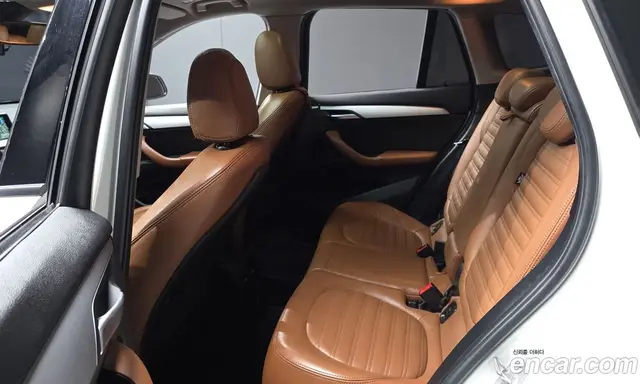 BMW X1 2016 2.0 автомат (гидро), миниатюра 11 BMW X1 2016 2.0 автомат (гидро), миниатюра 11
