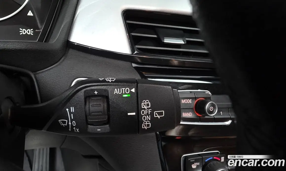 BMW X1 2016 2.0 автомат (гидро), фото 17 BMW X1 2016 2.0 автомат (гидро), фото 17