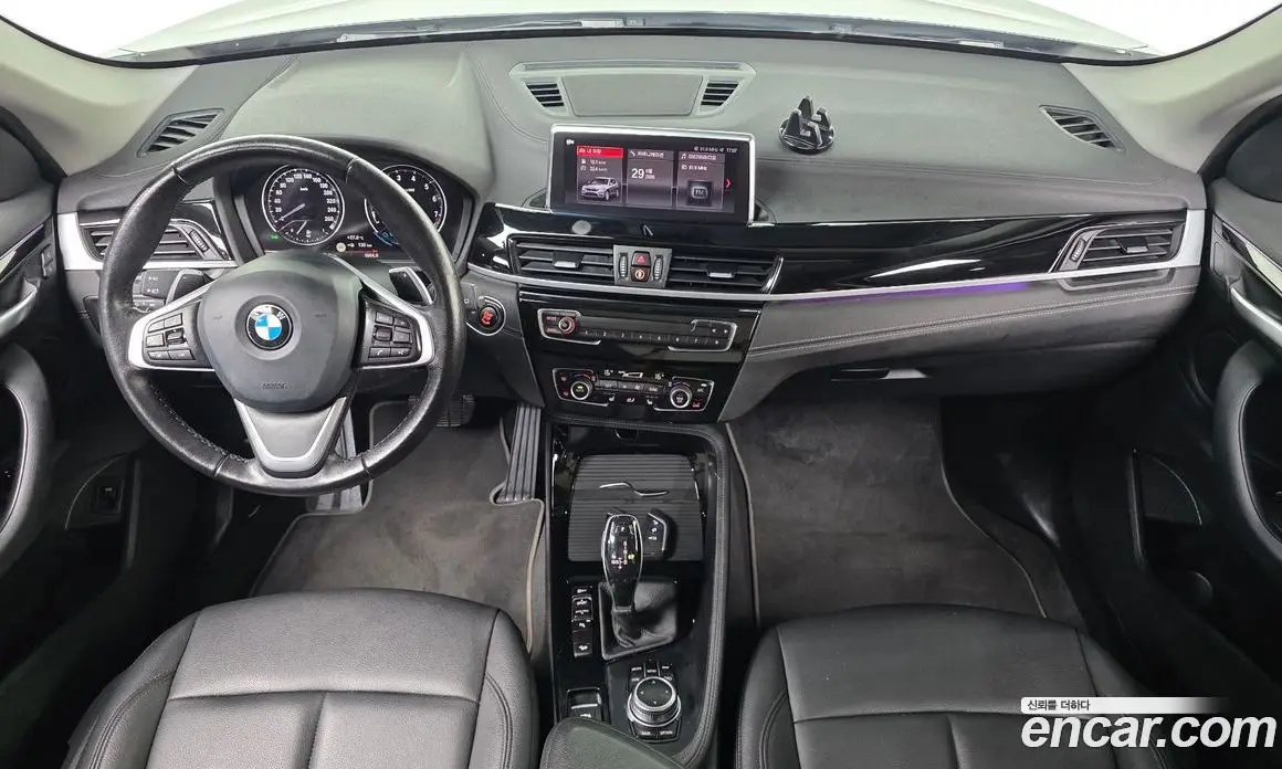 BMW X1 2022 2.0 автомат (гидро), фото 7