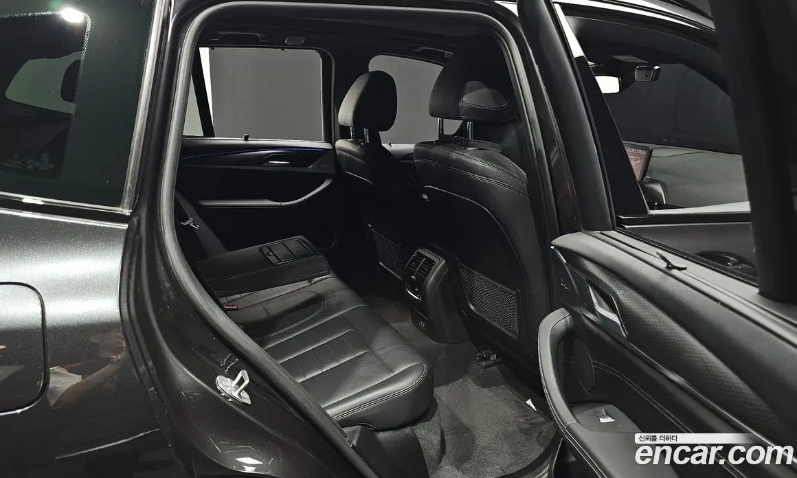 BMW X3 2022 2.0 автомат (гидро), фото 16