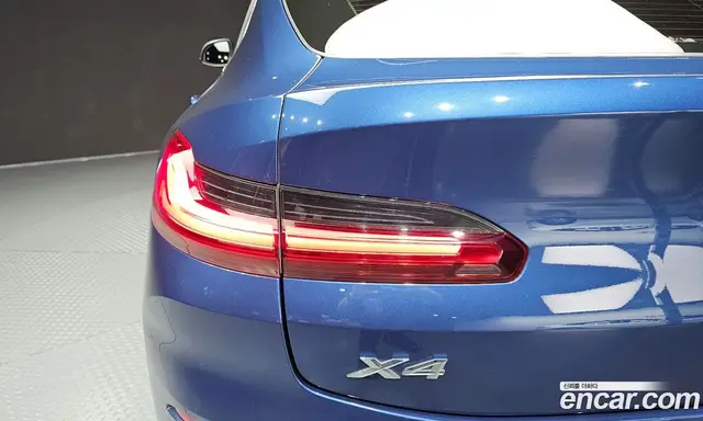 BMW X4 2022 2.0 автомат (гидро), миниатюра 9