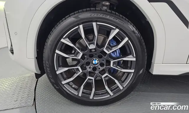 BMW X6 2024 3.0 автомат (гидро), миниатюра 5
