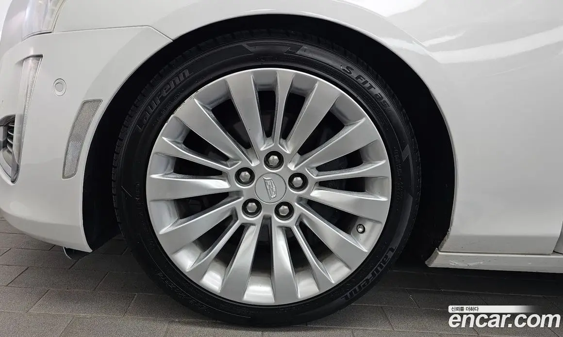 Cadillac CTS 2015 2.0 автомат (гидро), фото 5 Cadillac CTS 2015 2.0 автомат (гидро), фото 5