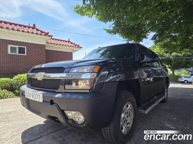 Chevrolet Avalanche 2003 5.3 автомат (гидро), миниатюра 3 Chevrolet Avalanche 2003 5.3 автомат (гидро), миниатюра 3