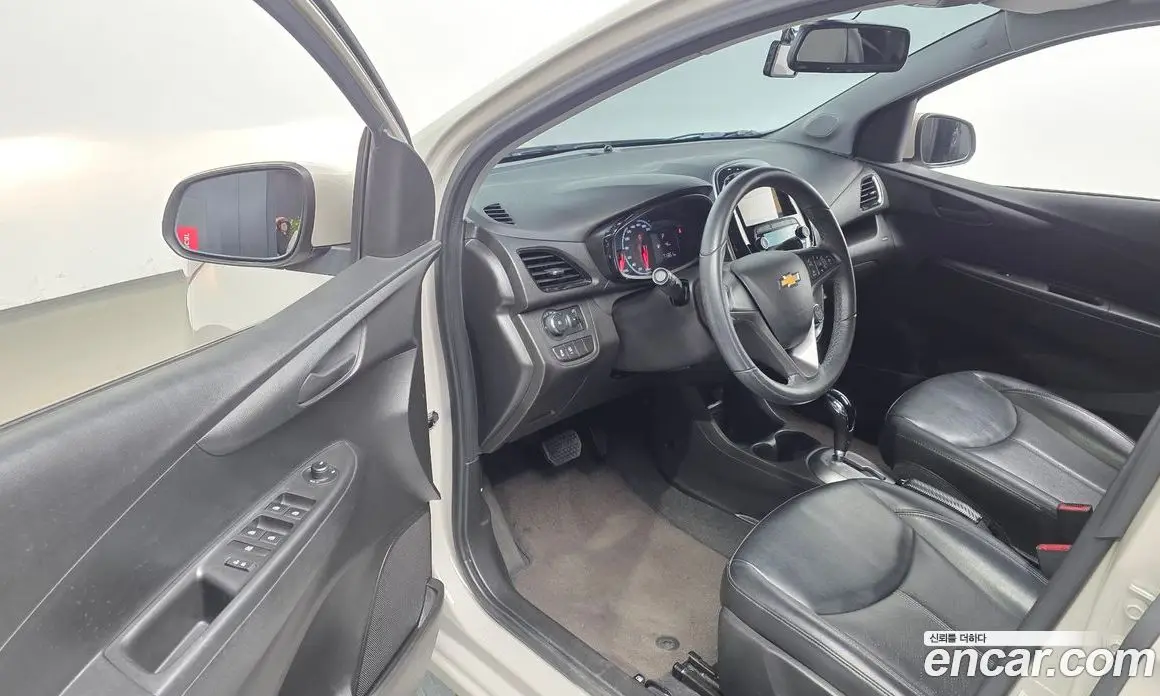 Chevrolet Spark 2016 1.0 автомат (гидро), фото 13 Chevrolet Spark 2016 1.0 автомат (гидро), фото 13
