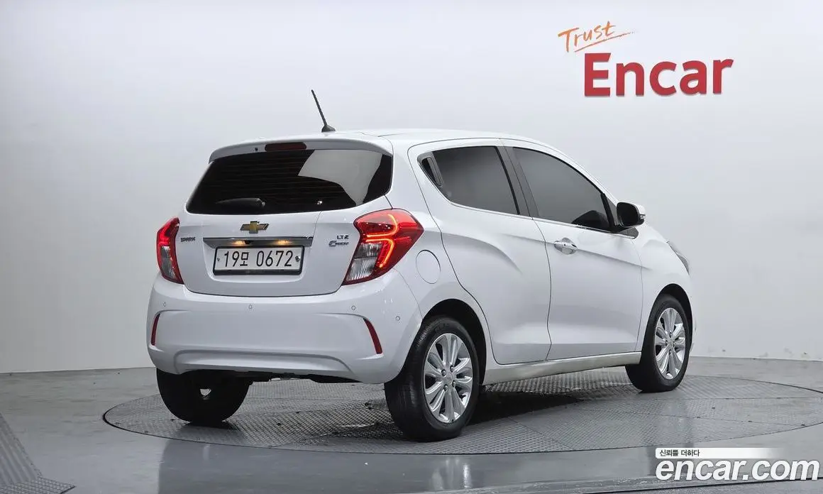 Chevrolet Spark 2016 1.0 автомат (гидро), фото 2 Chevrolet Spark 2016 1.0 автомат (гидро), фото 2