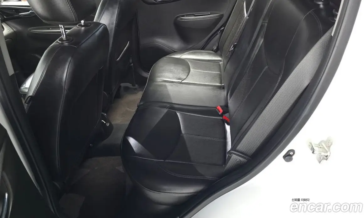 Chevrolet Spark 2016 1.0 автомат (гидро), фото 12 Chevrolet Spark 2016 1.0 автомат (гидро), фото 12