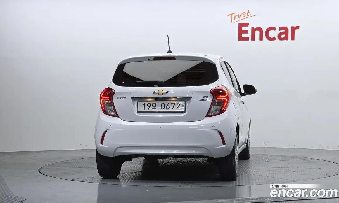 Chevrolet Spark 2016 1.0 автомат (гидро), фото 4 Chevrolet Spark 2016 1.0 автомат (гидро), фото 4