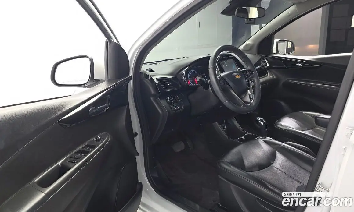 Chevrolet Spark 2016 1.0 автомат (гидро), фото 10 Chevrolet Spark 2016 1.0 автомат (гидро), фото 10
