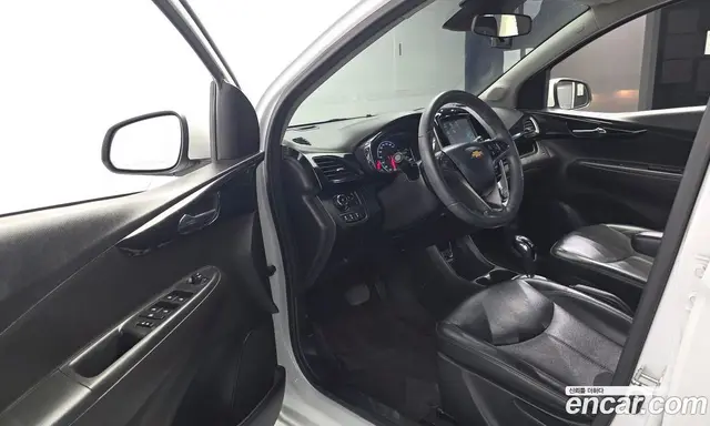 Chevrolet Spark 2016 1.0 автомат (гидро), миниатюра 10 Chevrolet Spark 2016 1.0 автомат (гидро), миниатюра 10