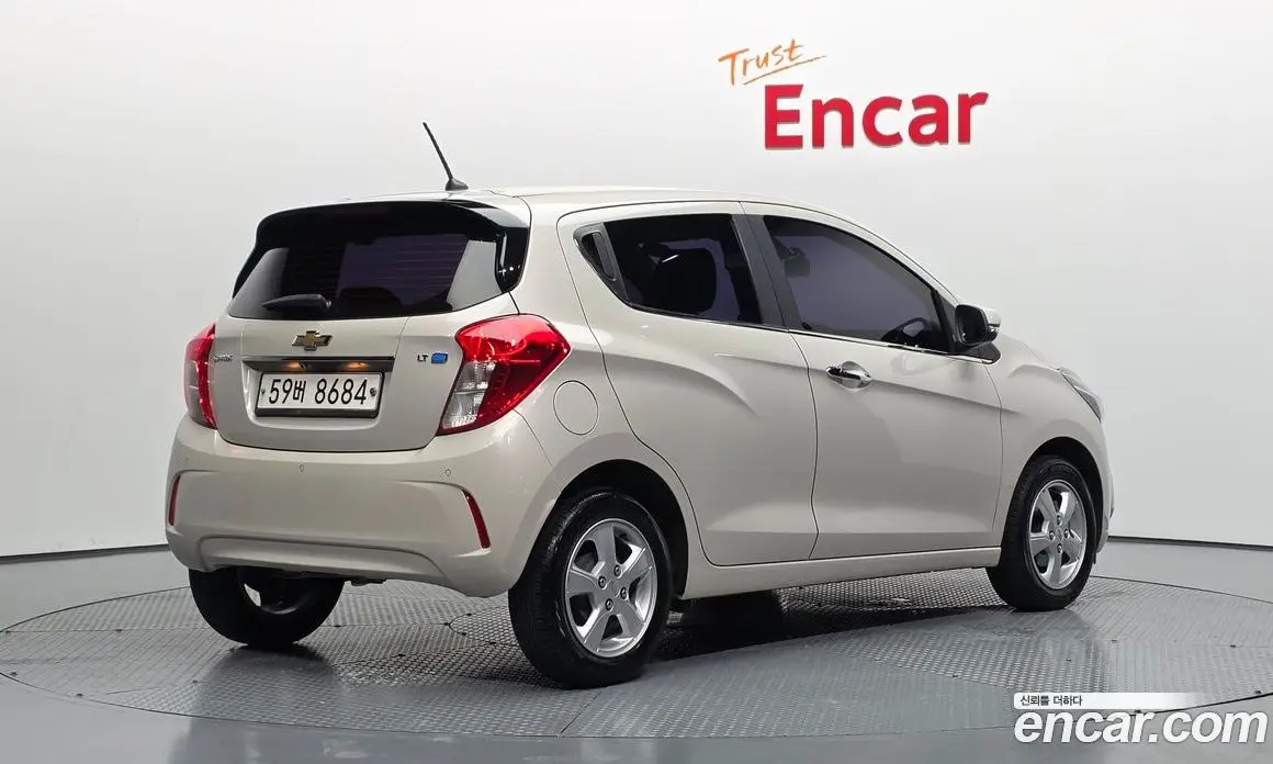 Chevrolet Spark 2016 1.0 автомат (гидро), фото 2 Chevrolet Spark 2016 1.0 автомат (гидро), фото 2