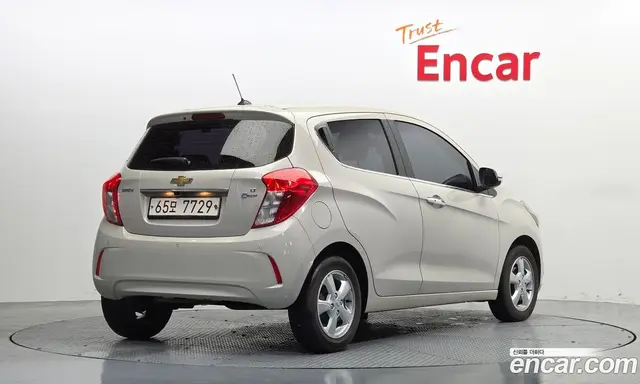 Chevrolet Spark 2017 1.0 автомат (гидро), миниатюра 2