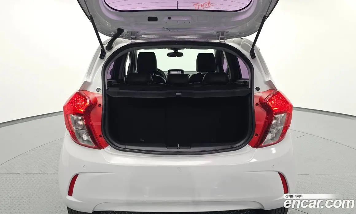 Chevrolet Spark 2017 1.0 автомат (гидро), фото 20 Chevrolet Spark 2017 1.0 автомат (гидро), фото 20