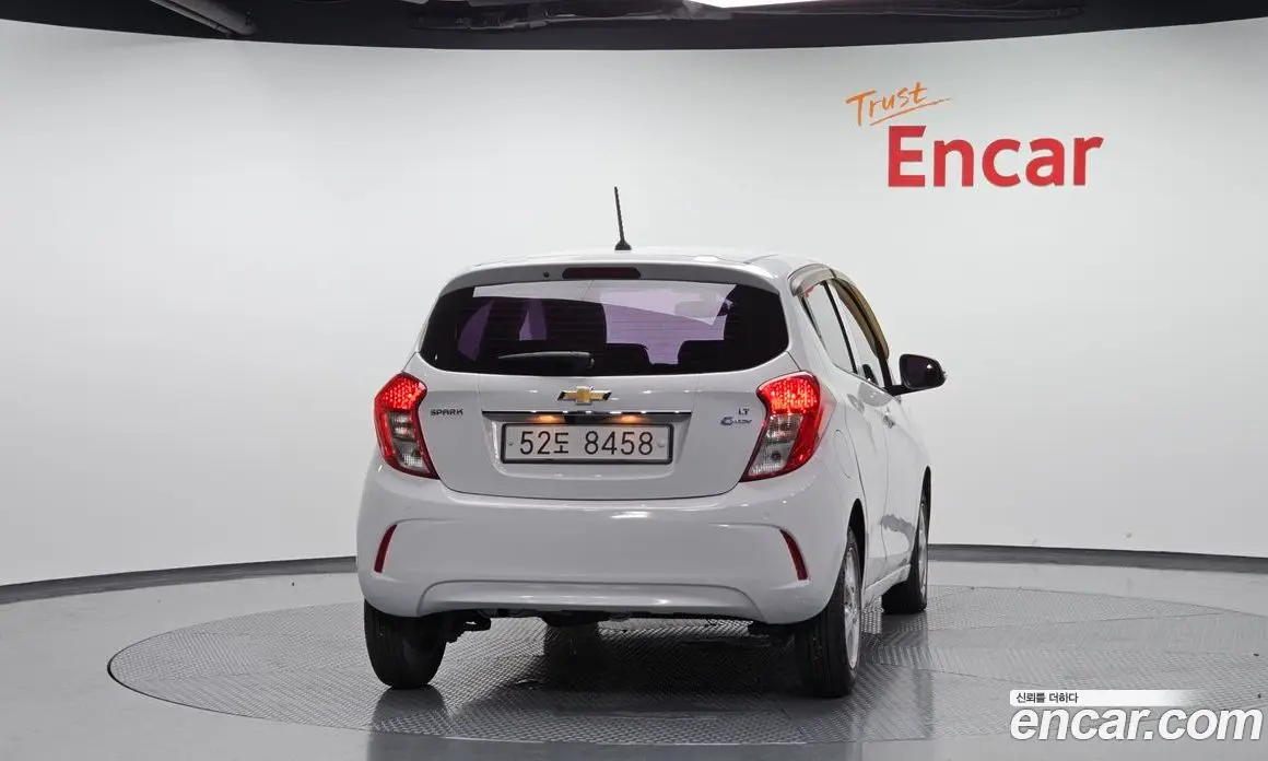 Chevrolet Spark 2017 1.0 автомат (гидро), фото 4 Chevrolet Spark 2017 1.0 автомат (гидро), фото 4