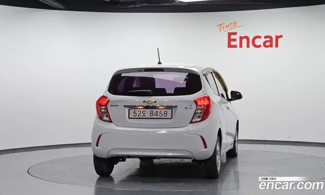 Chevrolet Spark 2017 1.0 автомат (гидро), миниатюра 4 Chevrolet Spark 2017 1.0 автомат (гидро), миниатюра 4