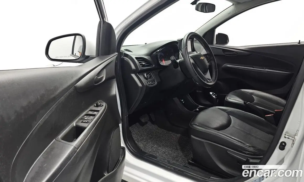 Chevrolet Spark 2017 1.0 автомат (гидро), фото 10 Chevrolet Spark 2017 1.0 автомат (гидро), фото 10