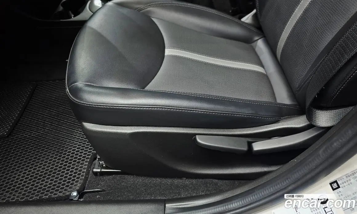 Chevrolet Spark 2019 1.0 автомат (гидро), фото 30 Chevrolet Spark 2019 1.0 автомат (гидро), фото 30