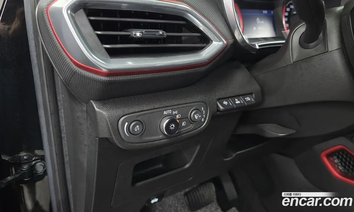 Chevrolet TrailBlazer 2023 1.3 автомат (гидро), фото 28