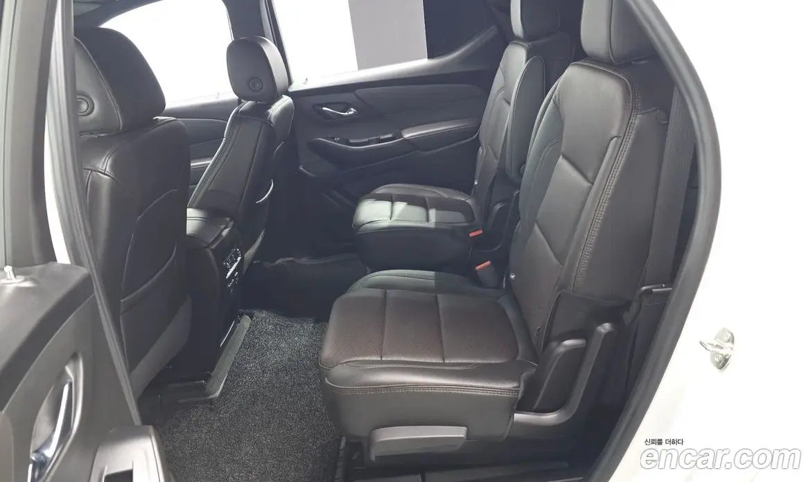 Chevrolet Traverse 2022 3.6 автомат (гидро), фото 12