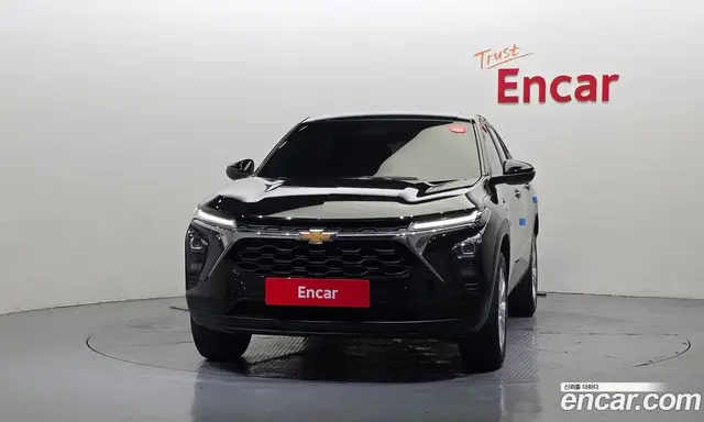 Chevrolet Trax 2023 1.2 автомат (гидро), миниатюра 3