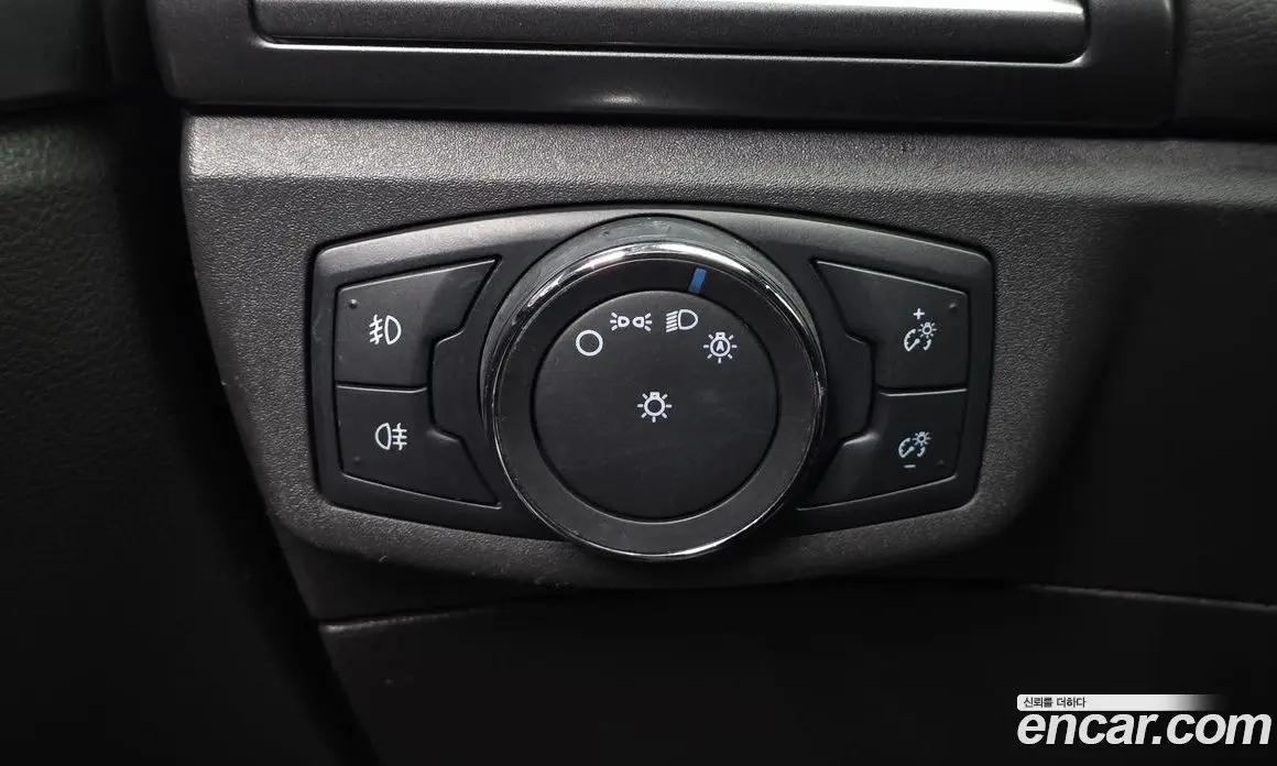 Ford Mondeo 2015 2.0 автомат (гидро), фото 17 Ford Mondeo 2015 2.0 автомат (гидро), фото 17
