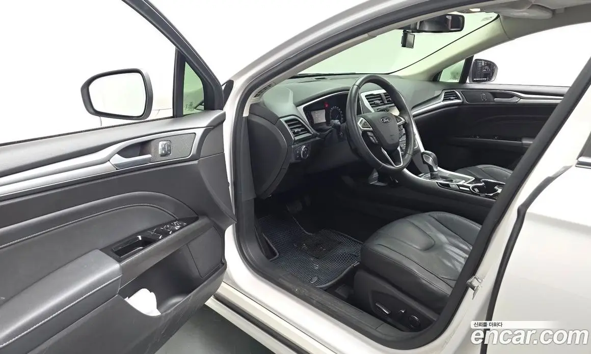 Ford Mondeo 2015 2.0 автомат (гидро), фото 10 Ford Mondeo 2015 2.0 автомат (гидро), фото 10