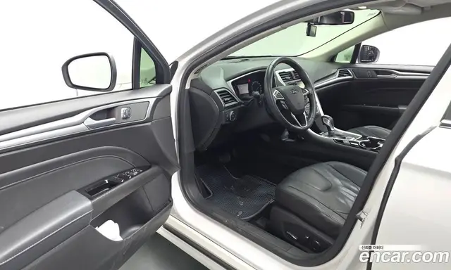 Ford Mondeo 2015 2.0 автомат (гидро), миниатюра 10 Ford Mondeo 2015 2.0 автомат (гидро), миниатюра 10