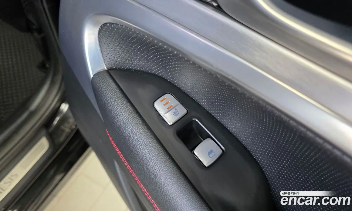 Genesis G70 2018 2.0 автомат (гидро), фото 24 Genesis G70 2018 2.0 автомат (гидро), фото 24