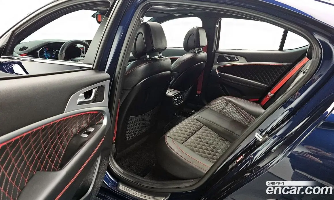 Genesis G70 2018 3.3 автомат (гидро), фото 12 Genesis G70 2018 3.3 автомат (гидро), фото 12