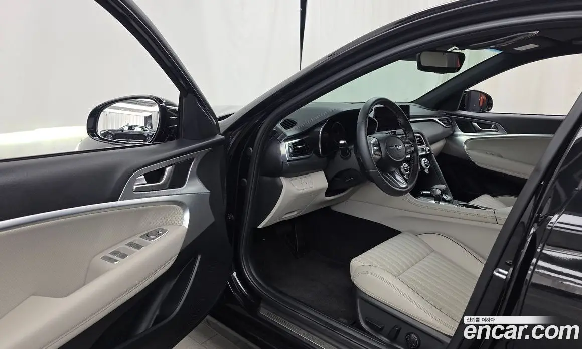 Genesis G70 2022 3.3 автомат (гидро), фото 13