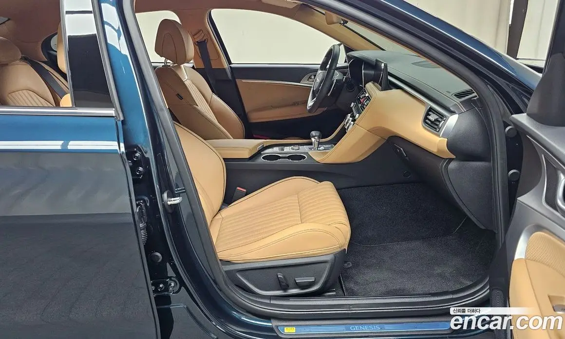 Genesis G70 2023 2.0 автомат (гидро), фото 16 Genesis G70 2023 2.0 автомат (гидро), фото 16