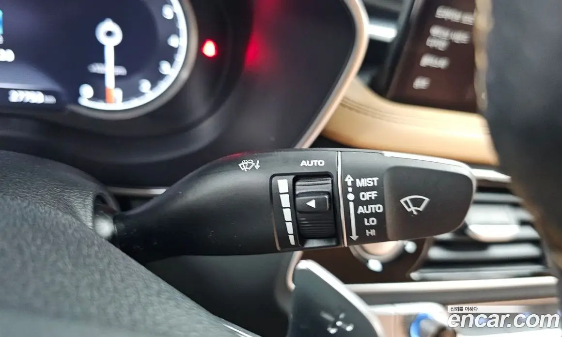Genesis G70 2023 2.0 автомат (гидро), фото 26 Genesis G70 2023 2.0 автомат (гидро), фото 26