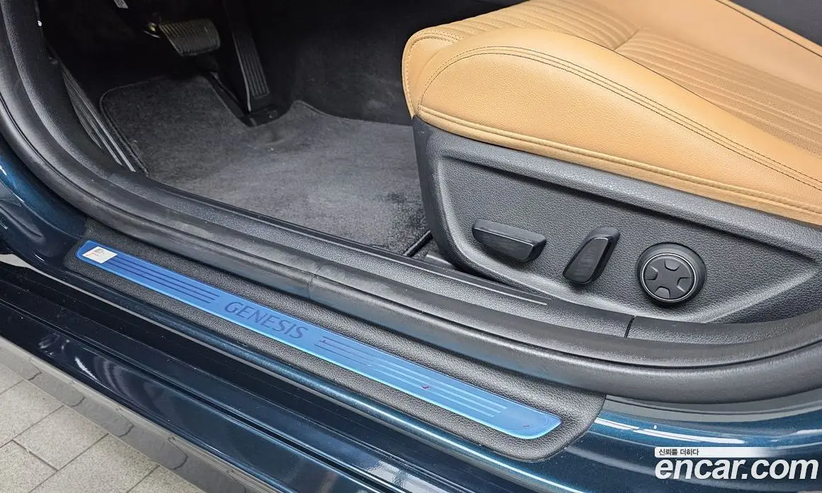 Genesis G70 2023 2.0 автомат (гидро), фото 30 Genesis G70 2023 2.0 автомат (гидро), фото 30