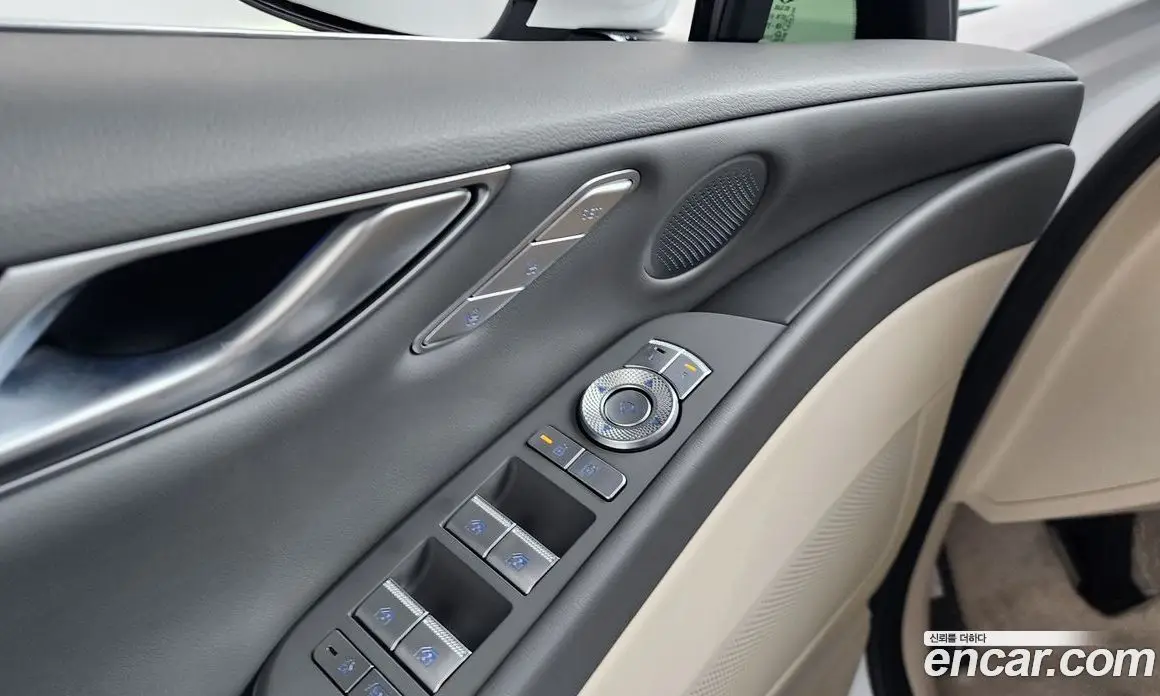 Genesis G80 2024 2.5 автомат (гидро), фото 35 Genesis G80 2024 2.5 автомат (гидро), фото 35