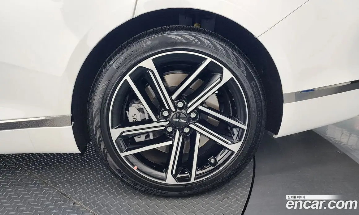 Genesis G80 2024 2.5 автомат (гидро), фото 7 Genesis G80 2024 2.5 автомат (гидро), фото 7